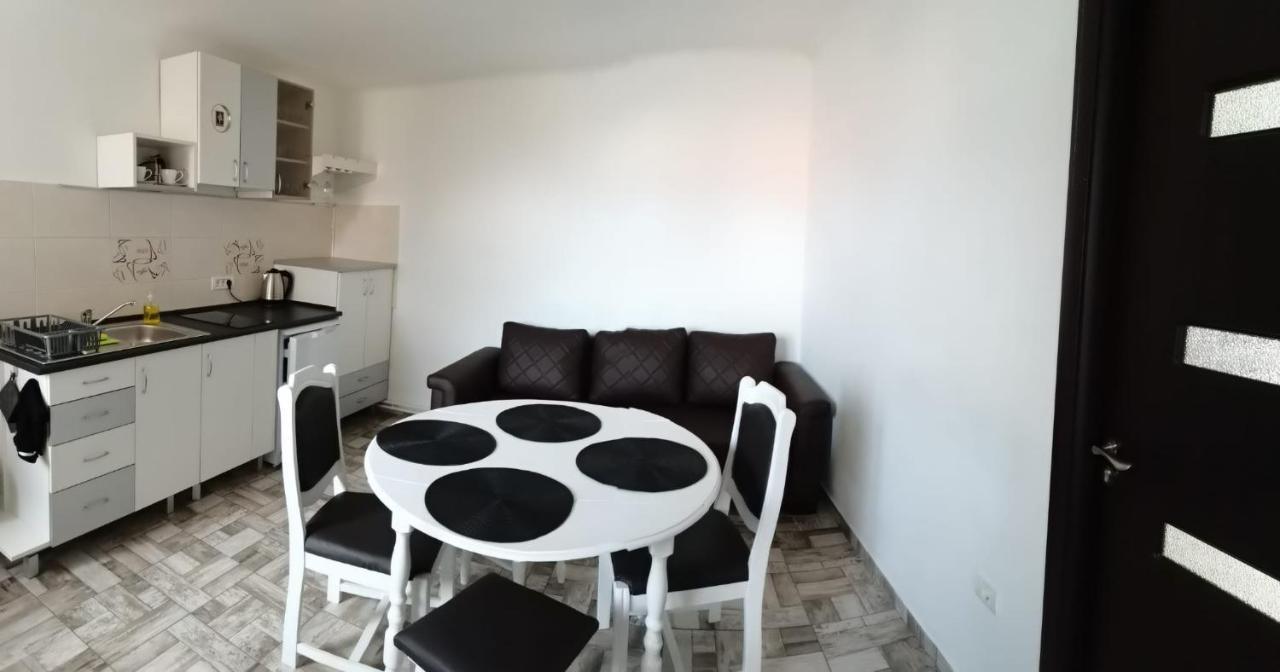 Carla'S Place Ap 2 أرادايا المظهر الخارجي الصورة