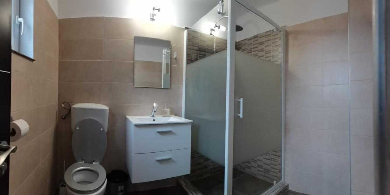 Carla'S Place Ap 2 أرادايا المظهر الخارجي الصورة